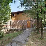 Lalla Villa *