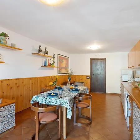 Villa Lalla